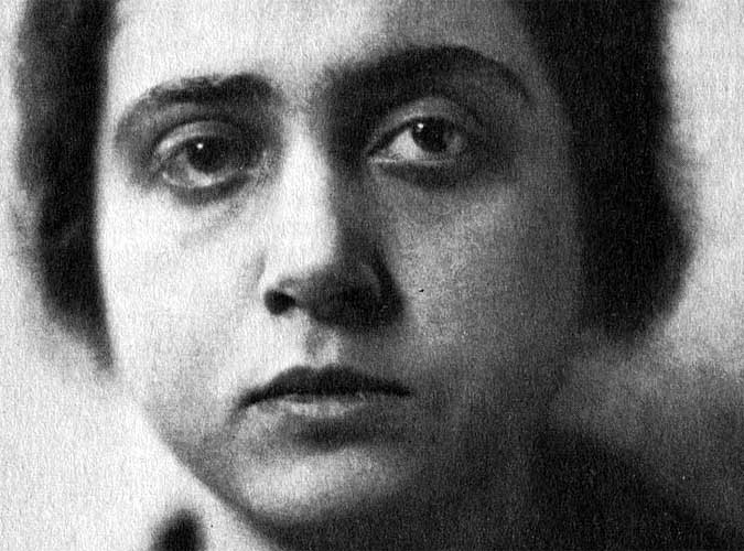 Lesbians Under The Nazi Regime - Holocaust Survivors: Therese Giehse