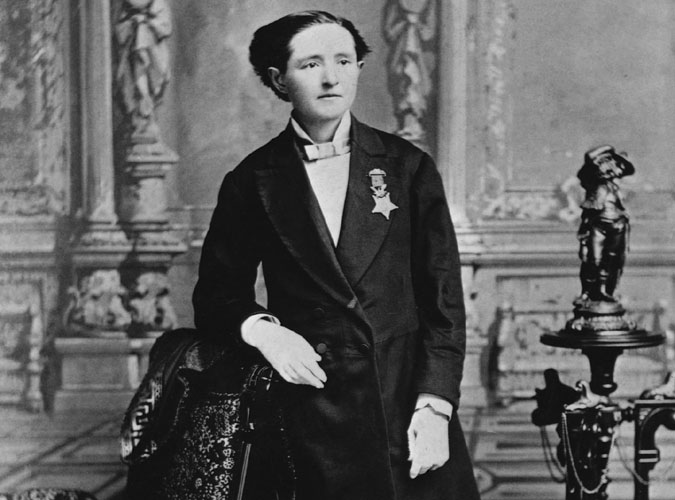 Famous Historical Lesbians: Mary Edwards Walker